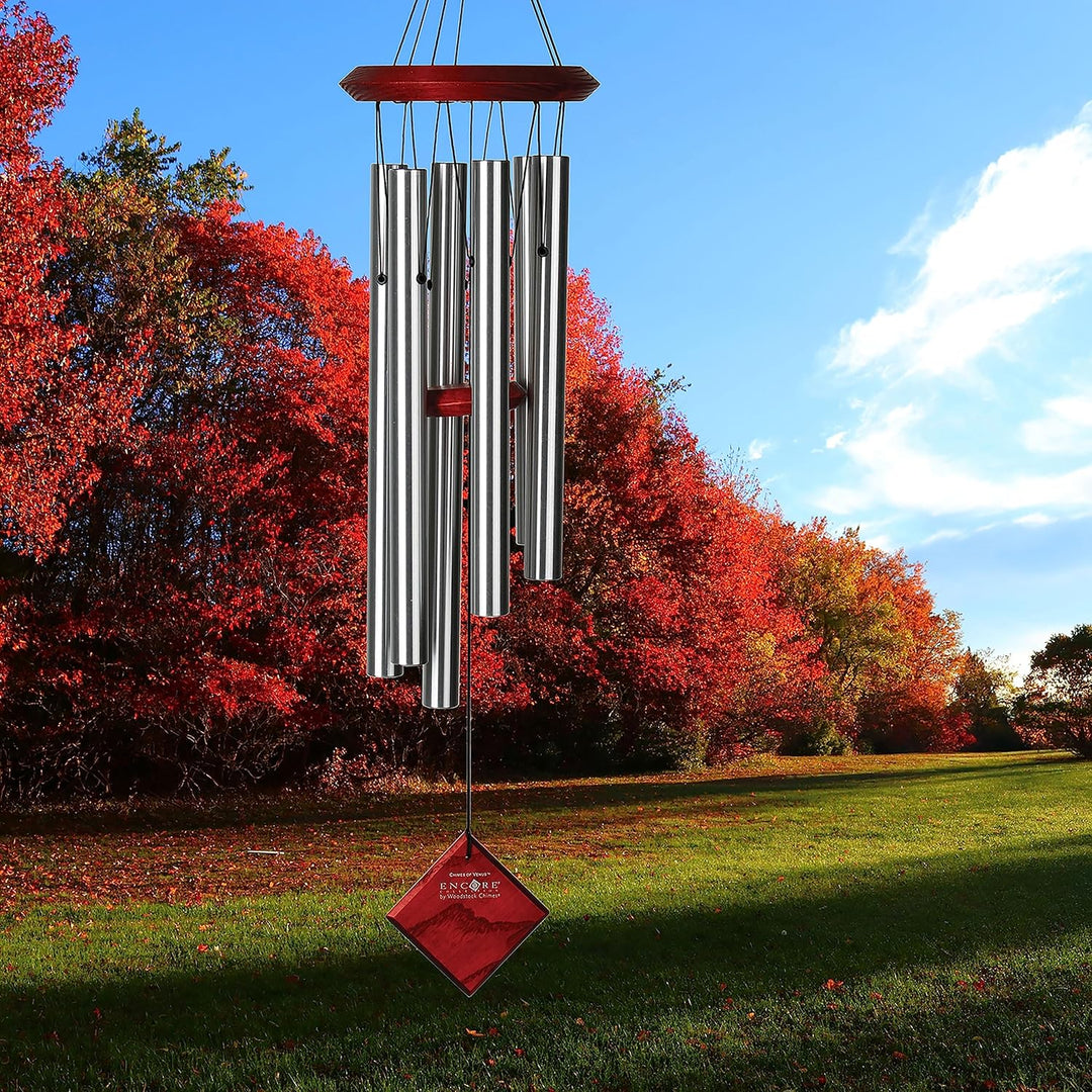 Woodstock Encore Collection Windspiel Chimes of Pluto, silber Silber 68,6 cm, Silber 68,6 cm