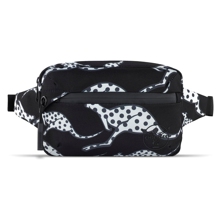 Chiemsee Jump N Fly Gürteltasche, Hüfttasche Reise und Alltag aus recyceltem PET, Schwarz, Schwarz
