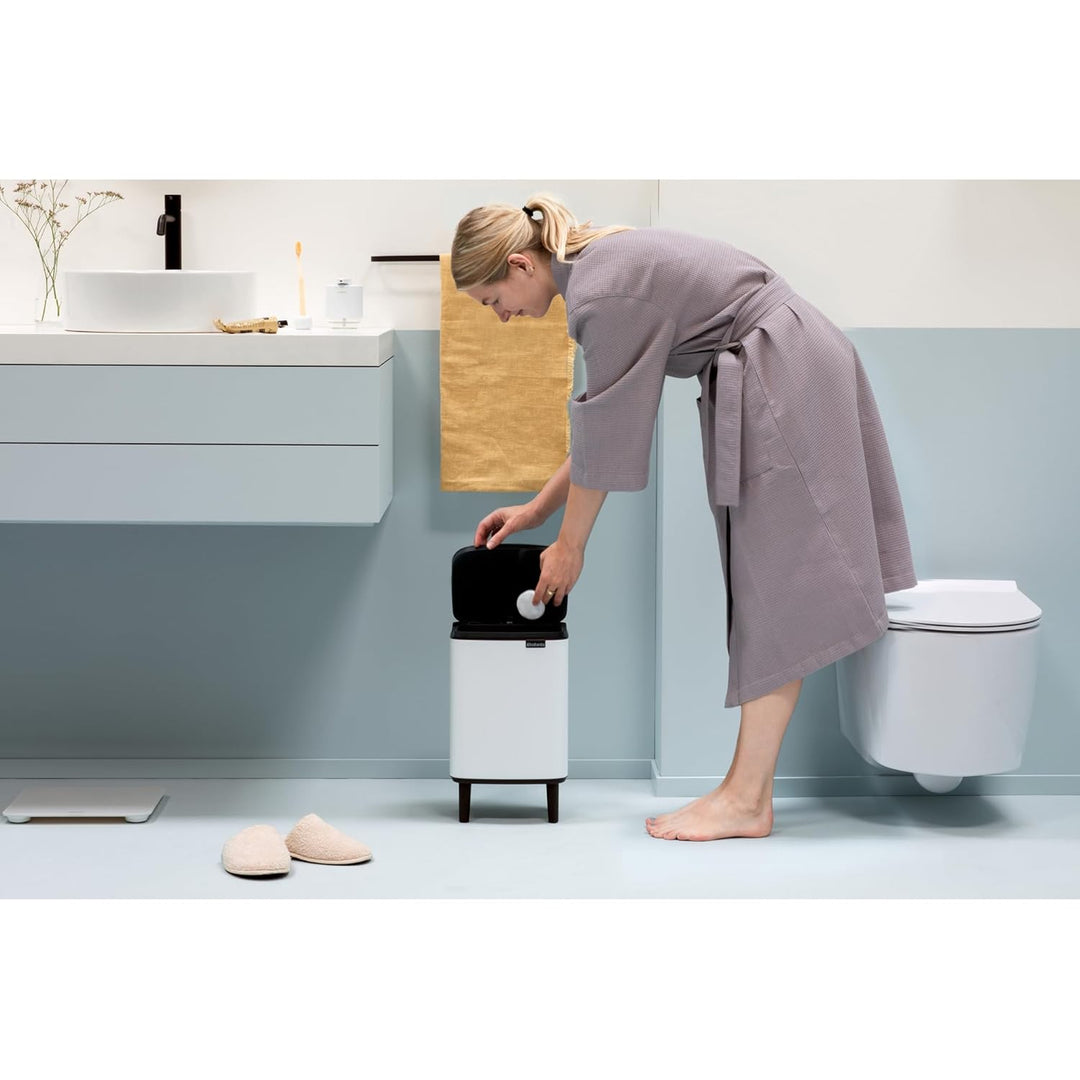 Brabantia - Mülleimer Bo Hi 7L mit Soft-Close-Deckel, herausnehmbarem Inneneimer und Transportgriff