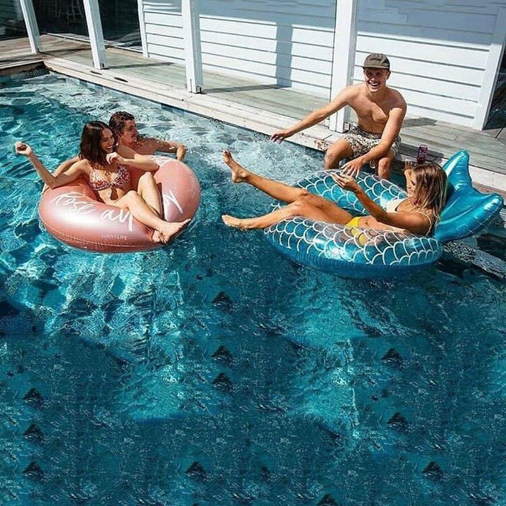 Schwimmring Erwachsene 105cm Pool Schwimmreifen Riesiger Luftmatratze Aufblasbar Schwimmring Wasser