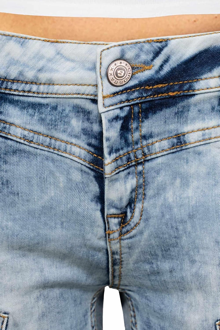 Cipo &amp; Baxx Damen Jeans mit verzierten Gesässtaschen Stilvolle Passformen für jeden Anlass Komfort D