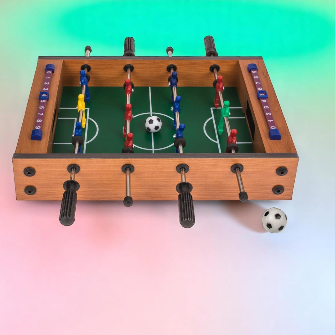 MIJOMA Tischfussballspiel aus Holz – Mini-Kicker für Kinder & Erwachsene, mit 2 Bällen & Torzähler –
