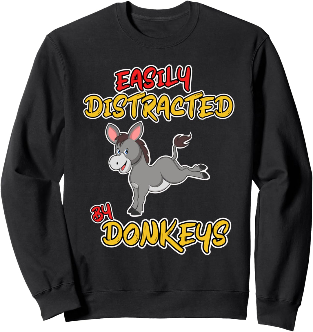 Baby Esel abgelenkt durch Esel Sweatshirt