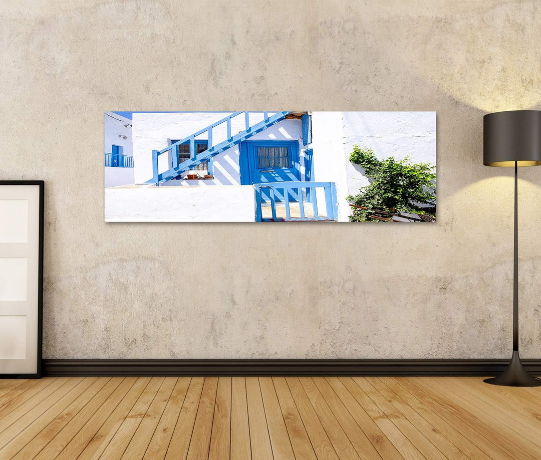 islandburner Bild auf Leinwand Typische Traditionelle Türen Und Fenster In Weissem Und Blauem Stil I