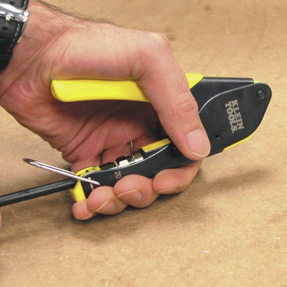 KLEIN TOOLS Koax-Installations- und Kabeltest-Set mit Crimpzange, Abisolierer, Tester und F-Steckern