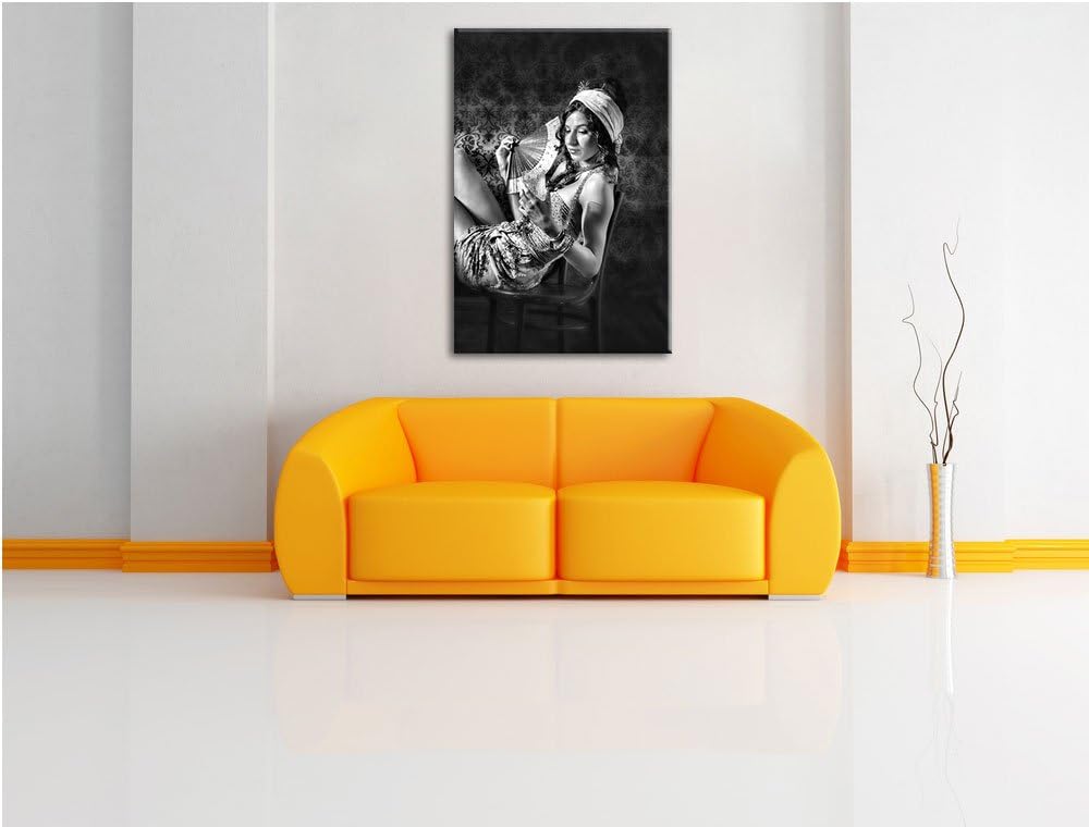 Pixxprint Monocrome, Frau mit Fächer und Drink in der Hand, Format: 100x70 auf Leinwand, 100x70
