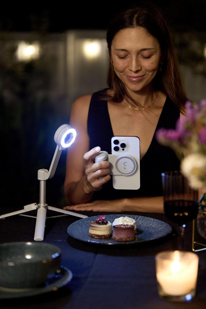 ShiftCam Travel Kit Essential - Magnetischer Telefongriff, Selfie-Licht & Stativ für iPhone & Androi