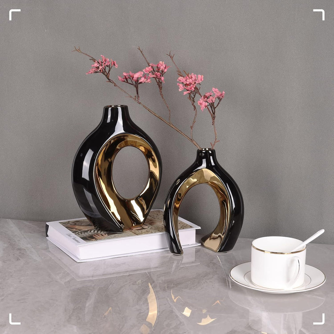 XIAOMAGG Keramik Vase，2er Set Hohle Weisse Moderne Vasen für Nordisches, Vasen Deko, ästhetische Boh
