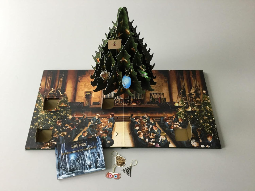 Aus den Filmen zu Harry Potter: Weihnachten in Hogwarts: Das grosse Adventskalenderbuch: Mit 24 Weih
