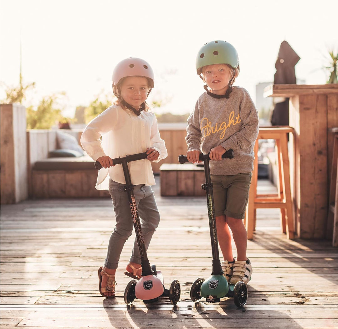 Scoot & Ride Highwaykick 3 LED Scooter Roller Kunststoff/Metall Forest, Masse: ca. 55cm x 15cm x 24c