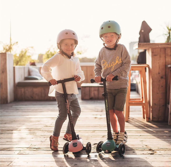 Scoot & Ride Highwaykick 3 LED Scooter Roller Kunststoff/Metall Forest, Masse: ca. 55cm x 15cm x 24c