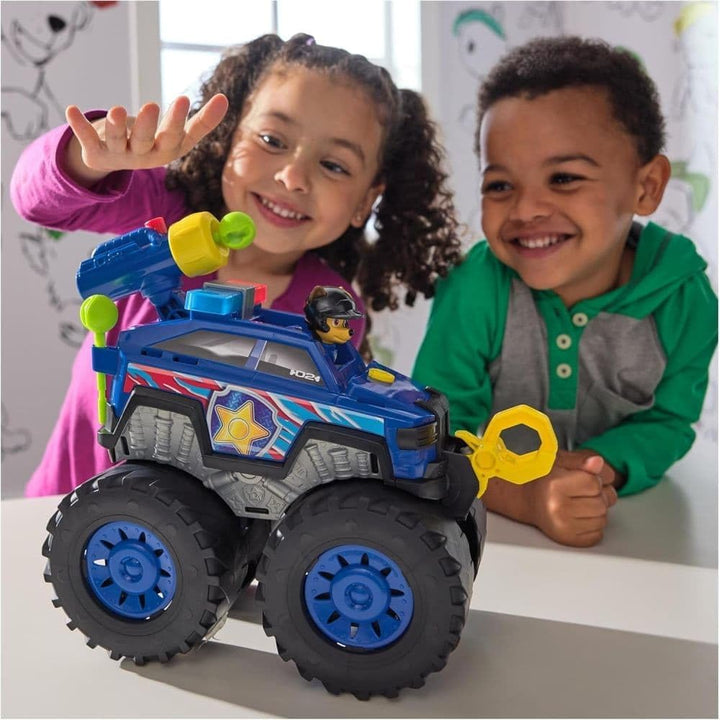 PAW PATROL Rescue Wheels - Chases Deluxe Monstertruck mit Geschoss-Abwurf, motorisierter Seilwinde,