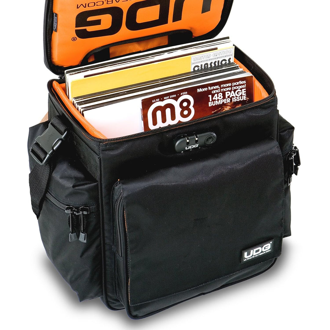 UDG Ultimate SlingBag Trolley DeLuxe Schwarz, Orange im Inneren MK2 (Ohne CD Wallet) U9981BLOR Schwa