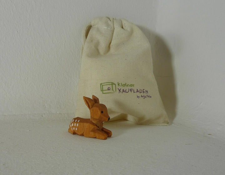 Kitz liegend von Lotte Sievers-Hahn 2,5 cm mit Baumwollbeutel Krippenfigur