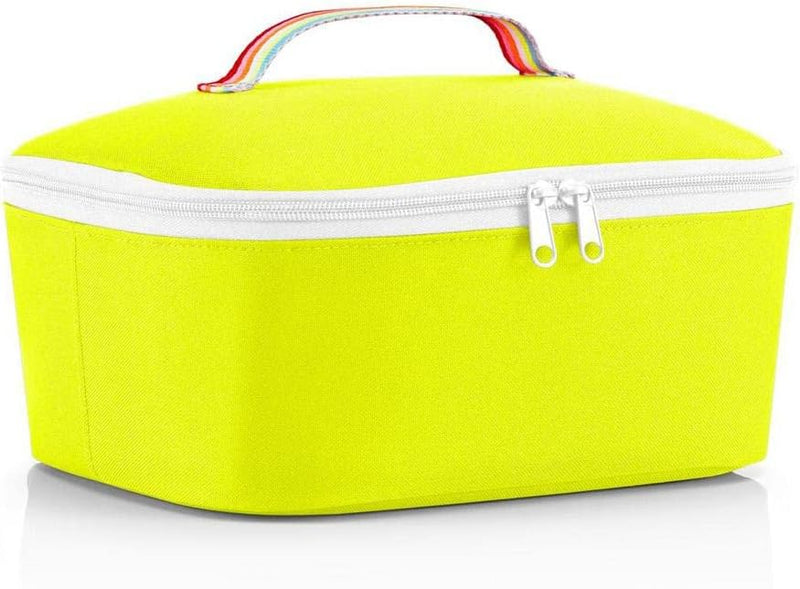 reisenthel coolerbag M pocket Kühltasche mit Obermaterial aus recycelten PET-Flaschen Ideal für das