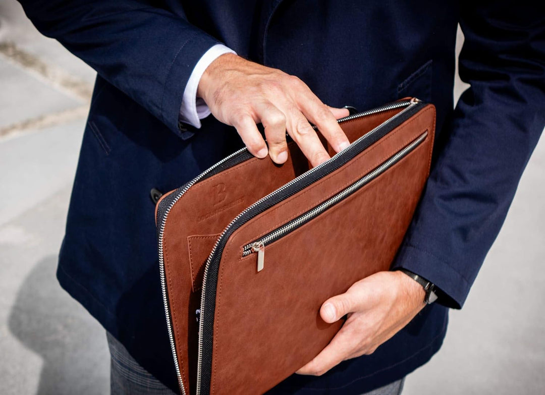 LOGAN & BARNES Laptop Hülle Herren - Elegante Laptop Tasche mit angenehmer Innenpolsterung - schlank