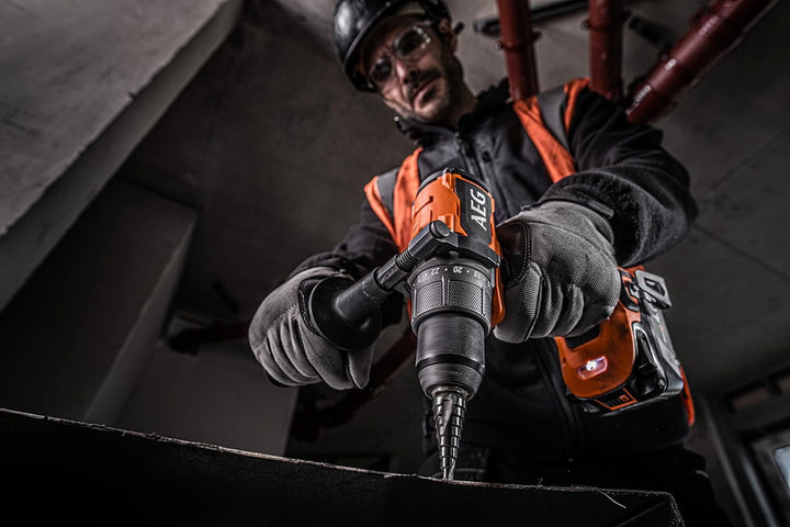 AEG PRO18V Brushless Akku-Kompakt-Schlagbohrschrauber BSB 18C3BL-402C (Max. Drehmoment 110 Nm, 13 mm