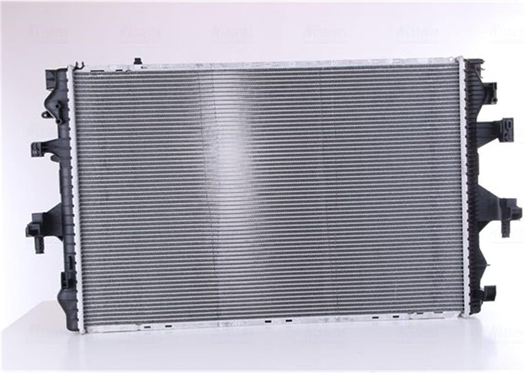 Nissens 65282A Kühler, Motorkühlung