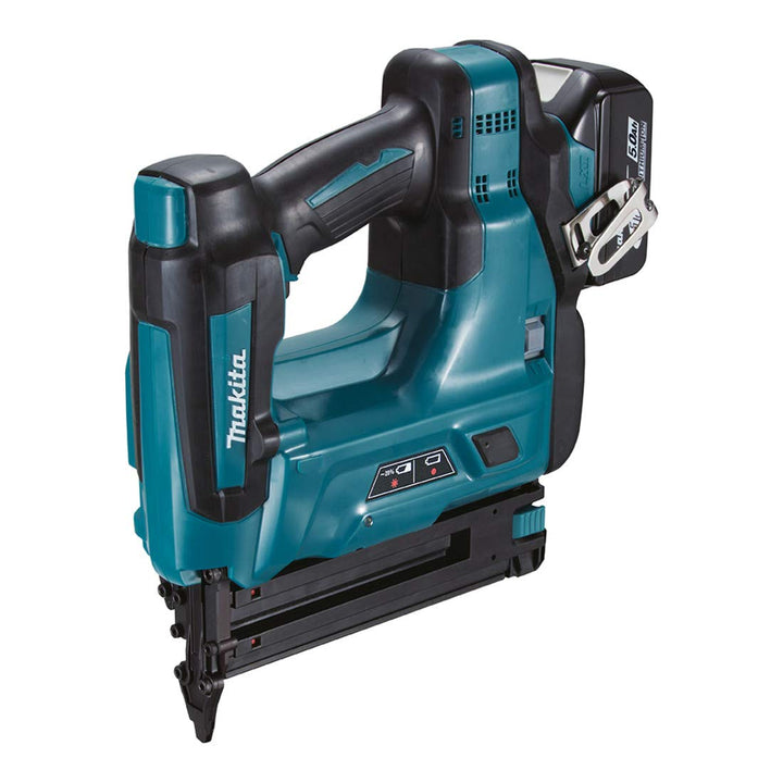 Makita DBN500RTJ Stauchkopfnagler mit 2 Akkus und Ladegerät im Makpac, 18 V, Türkisschwarz, 2X 5,0 A