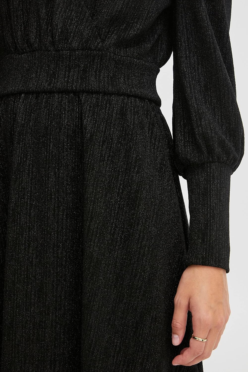 ICHI IHNELLY DR Damen Freizeitkleid Kleid Minikleid Pailletten Langarm V-Ausschnitt Regular-Fit, Bla