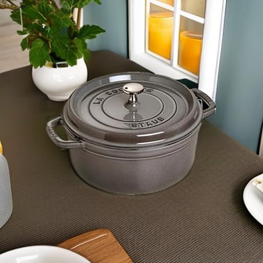 STAUB Gusseisen Bräter/Cocotte, Rund 18 cm, 1,7 L, Aromaregen Funktion, Für alle Herdarten geeignet,
