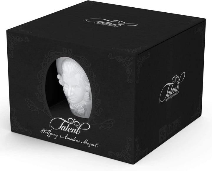 FIFTYEIGHT PRODUCTS / Talent / Kaffeetasse mit Untertasse „Amadeus Mozart“- Portrait (Porzellan, 260