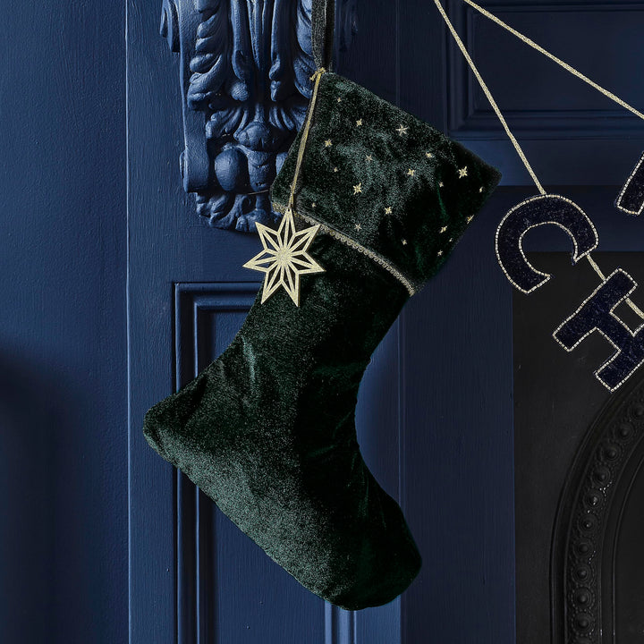 Ginger Ray Green Velvet Embroidered Weihnachtsstrumpf mit Charme Kamindeko Grüner Strumpf, Grüner St