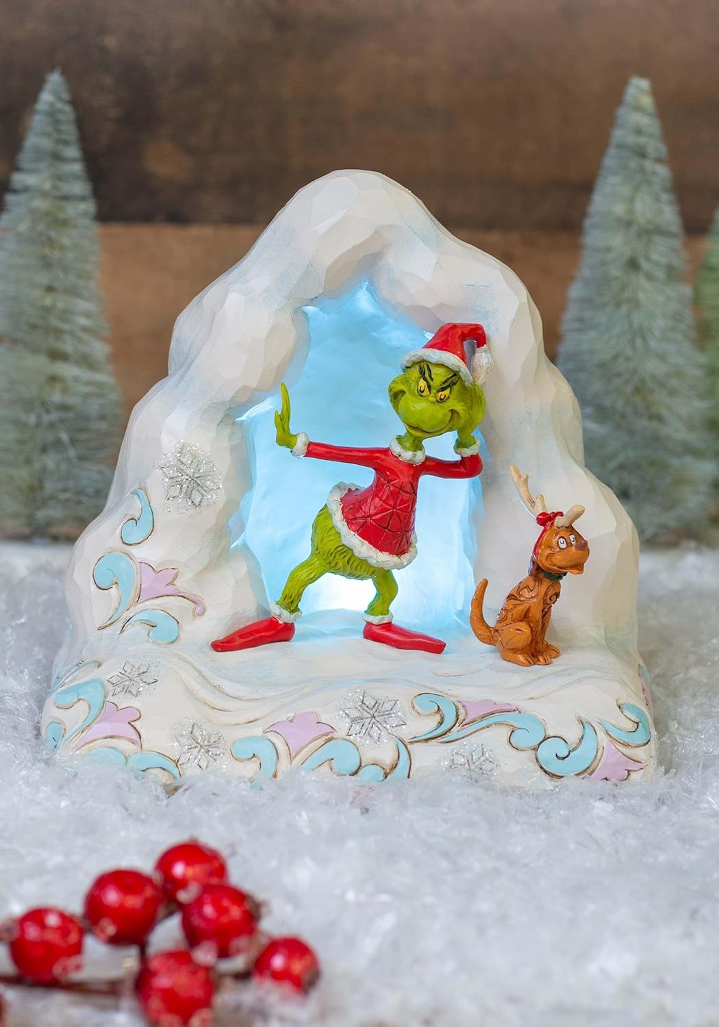 Grinch and Max on Snow