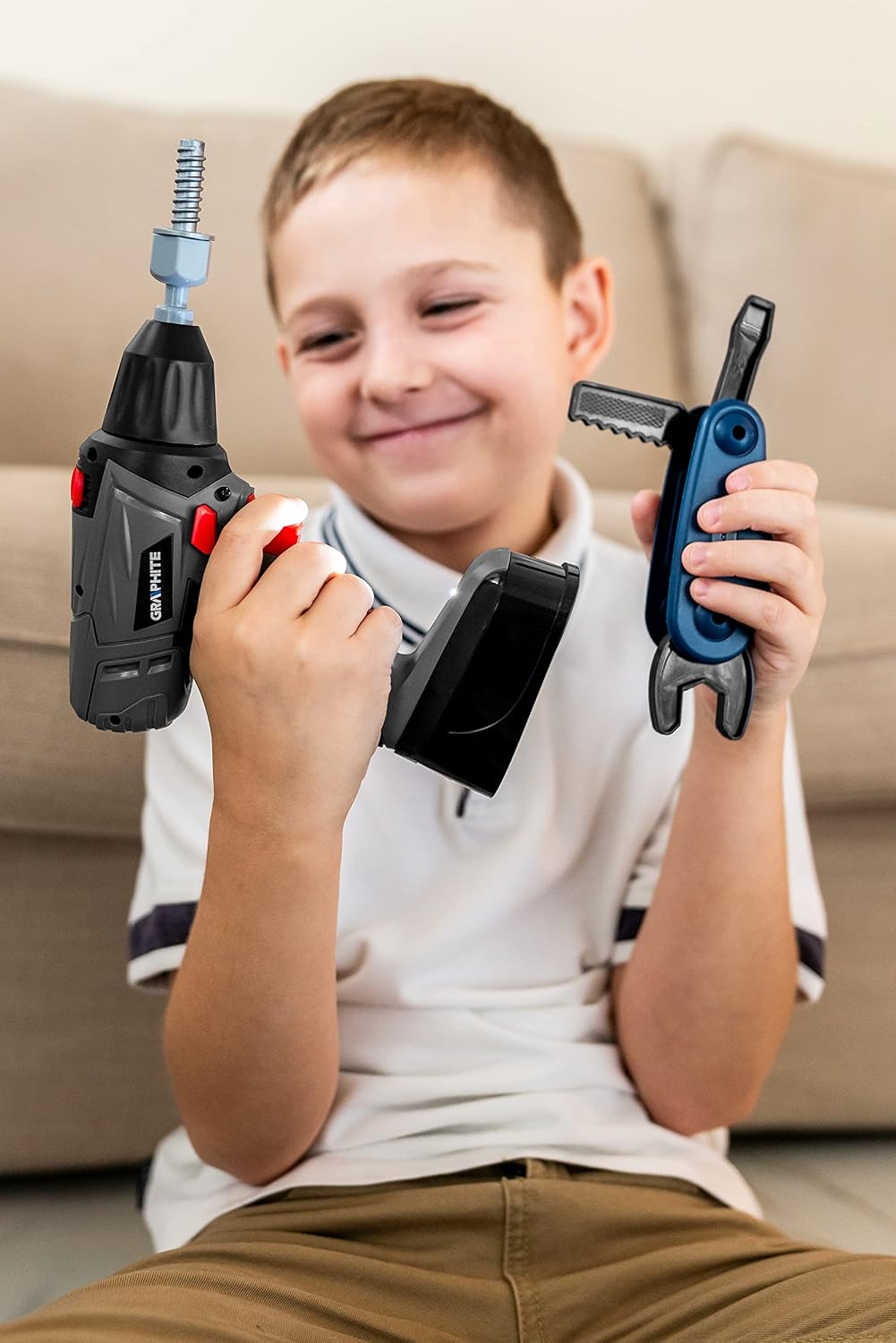 GRAPHITE Kinder-Werkzeugkoffer 25 Teile ab 3 Jahren, DIY-Spielzeug | Batteriebetriebener Schraubendr