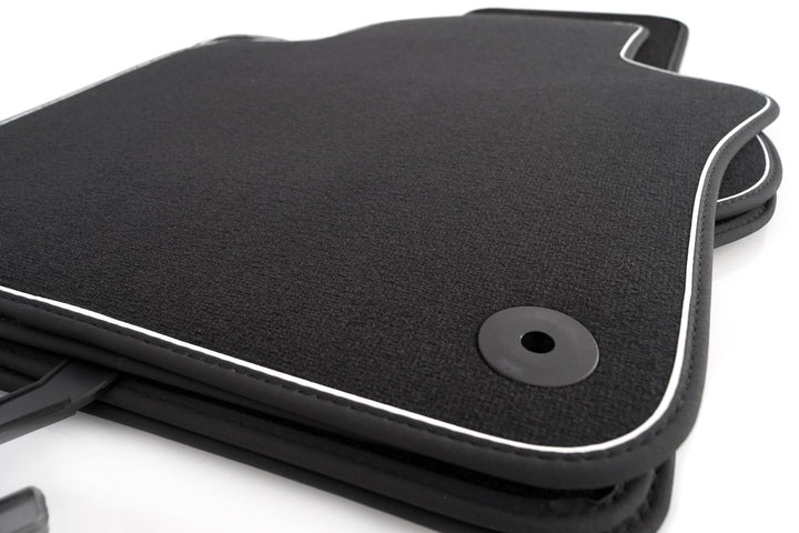 kh Teile Fussmatten passend für Golf 5 6 Velours Automatten Premium Qualität 4-teilig schwarz Nubuk