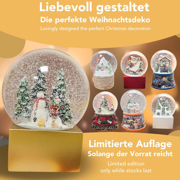 Weihnachts-Schneekugel Winterstimmung | Schneemann Steht mit Kind auf Schlitten | Sockel Farbe Gold