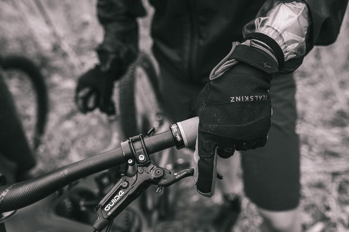 Sealskinz Unisex Wasserdichter Allwetter Handschuh für Mountainbiking S Black/Grey, S Black/Grey