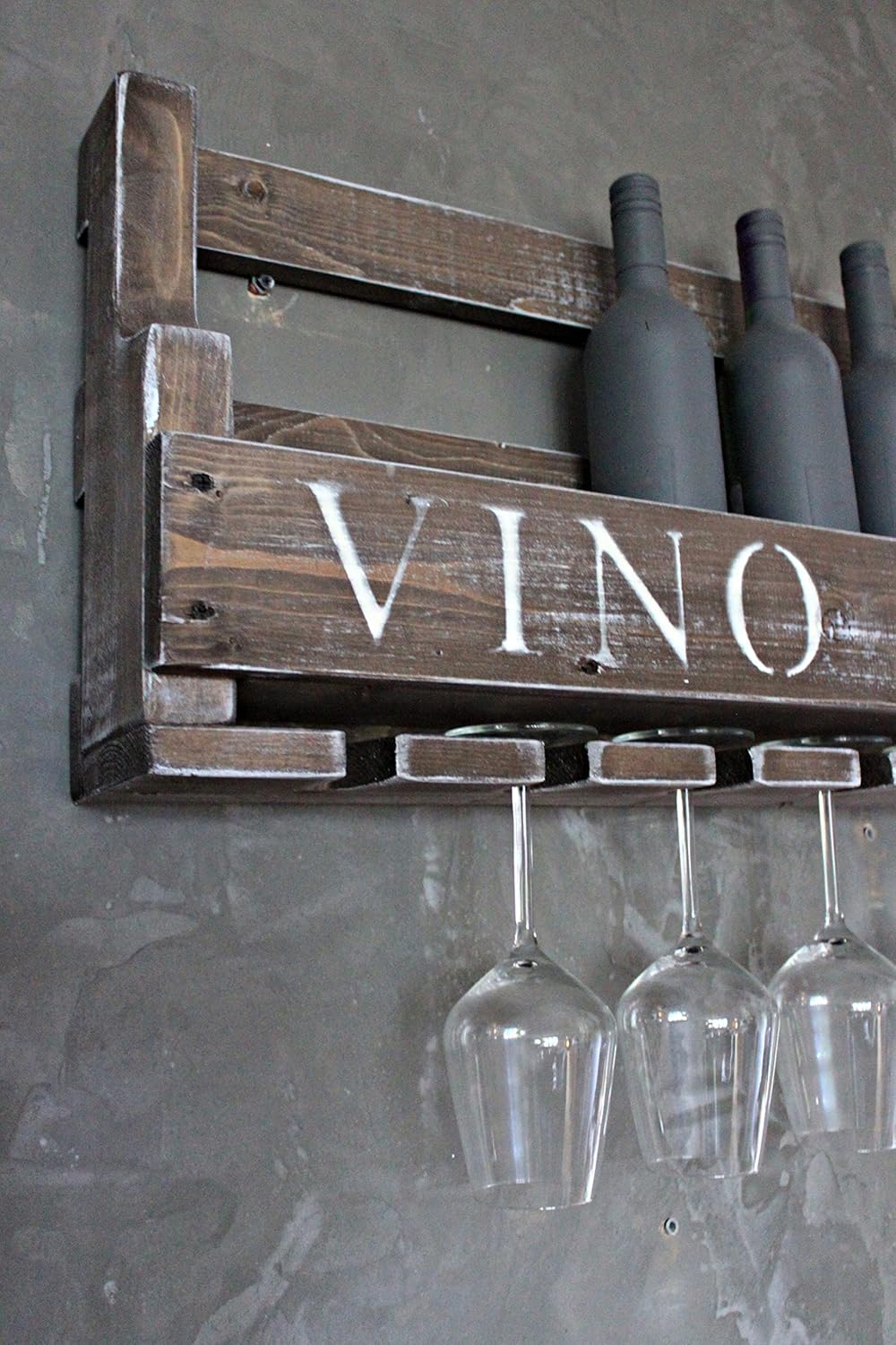 Dekorie Weinregal aus Holz für die Wand - mit Gläserhalter mit VINO Schriftzug - Braun - fertig mont