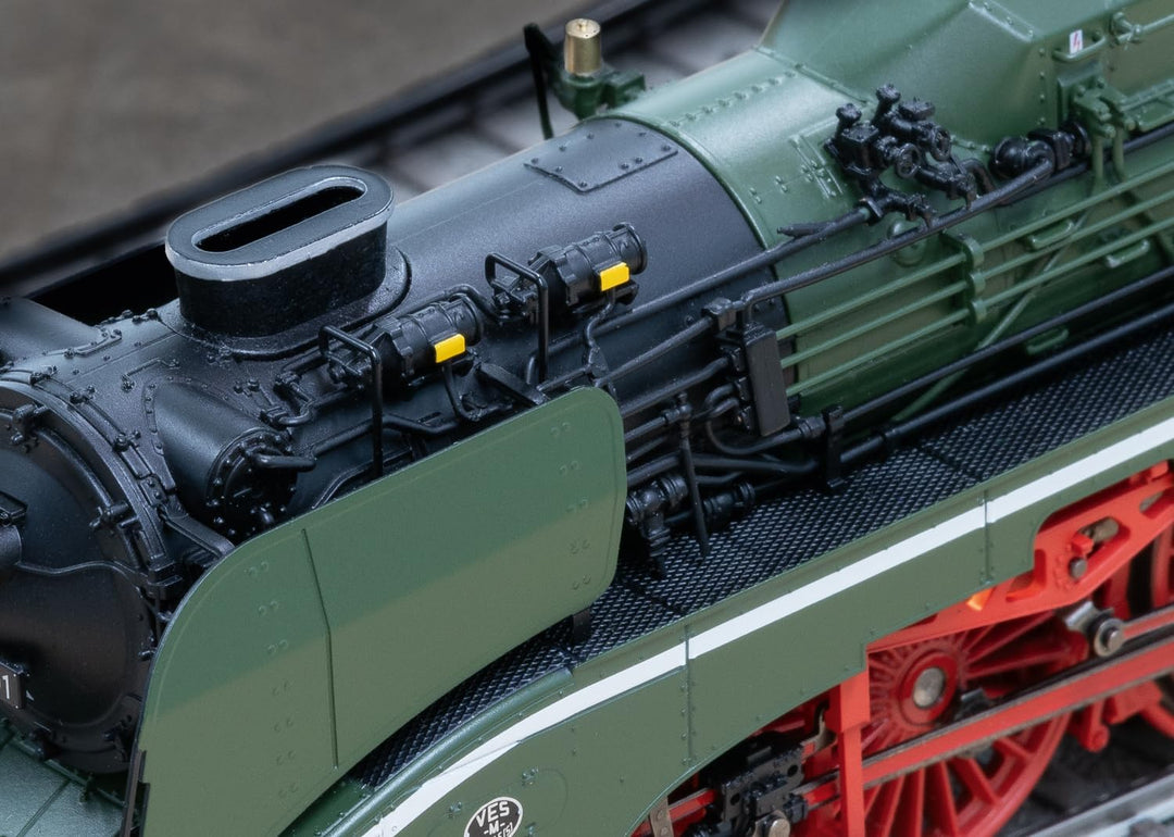 Märklin Dampflok BR 18 201 DR/VES-M | mfx+ Sound + Dampf | Spur H0#38201