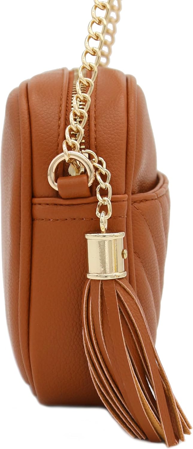 FashionPuzzle Chevron gesteppte Crossbody-Kameratasche mit Kettenriemen und Quaste Hautfarben, Hellb