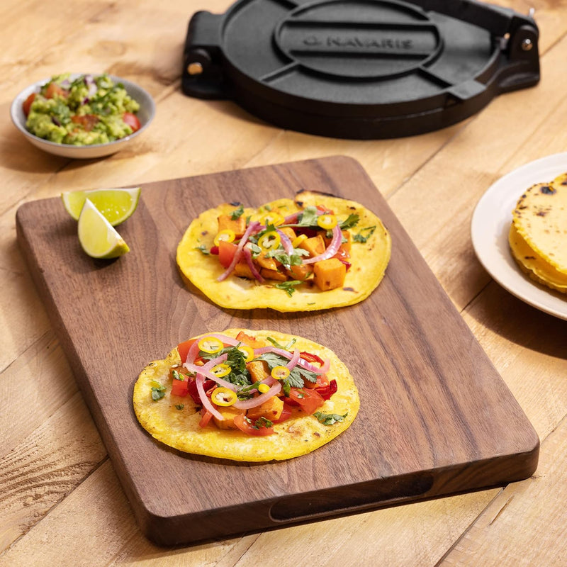 Navaris Tortilla Presse aus Gusseisen Ø20cm - Taco Maker Tacopresse - für hausgemachte Roti Naan Wra