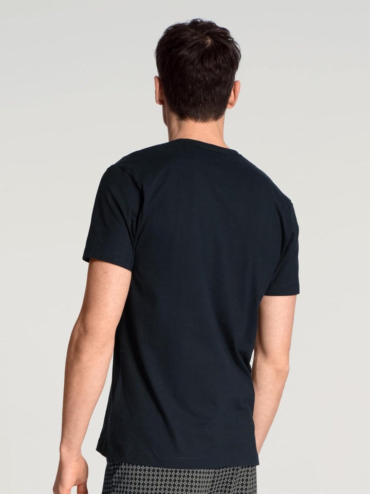 CALIDA Remix Basic Sleep T-Shirt Herren, V-Ausschnitt, aus 100% Baumwolle 50 Dark Sapphire, 50 Dark