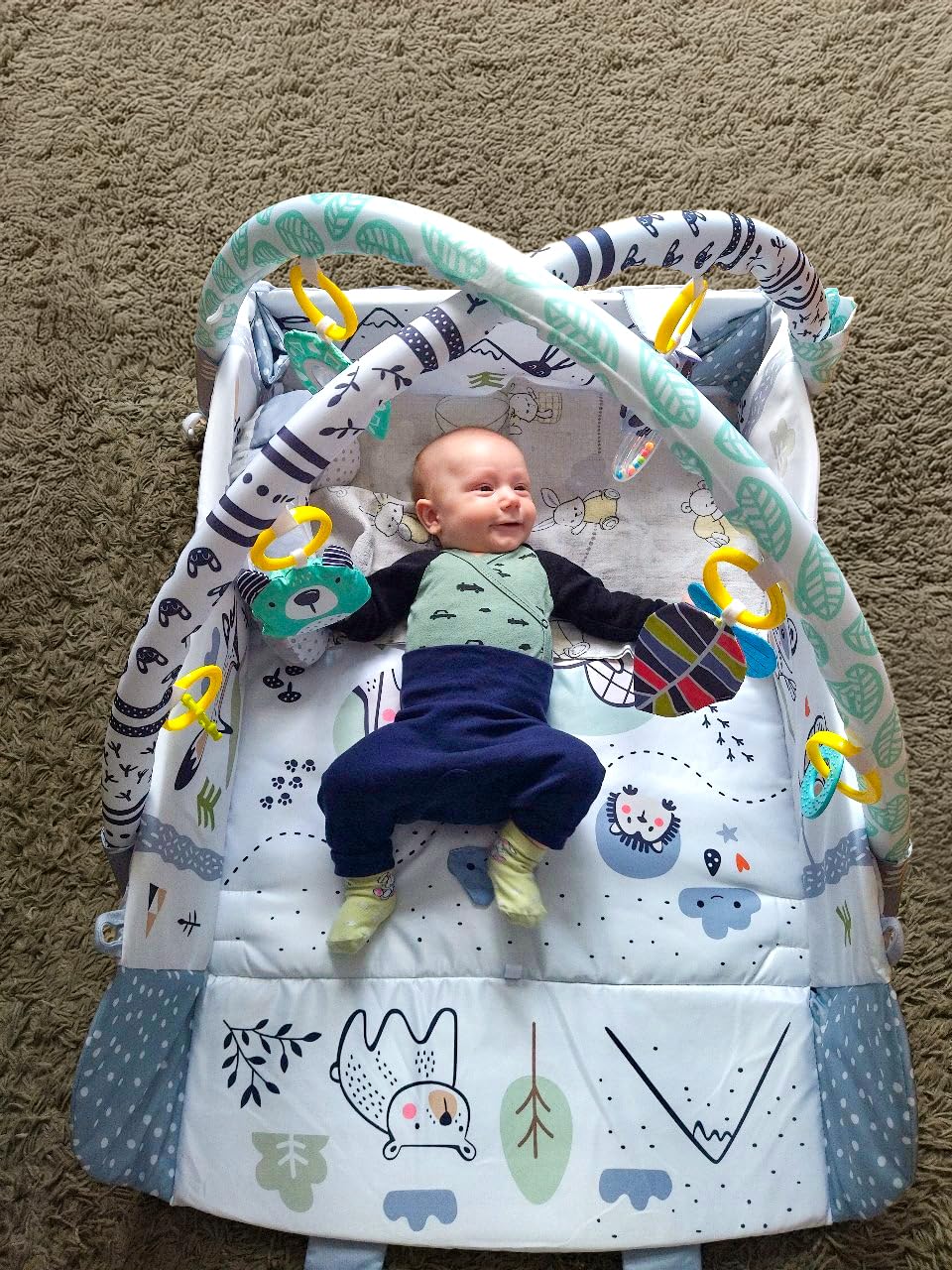 Multifunktionale Baby Spieldecke mit Spielbogen – Baby Gym Spielmatte & Krabbeldecke – inkl. 30 Bäll