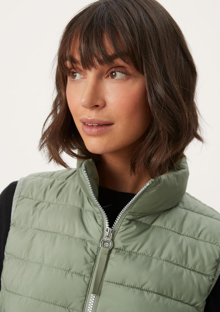 s.Oliver Herren Steppweste – Slim Fit, leicht gefüttert, Stehkragen – Funktional für Outdoor, Überga