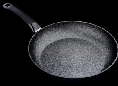 Fissler Adamant Classic / kratzfeste Aluminium-Pfanne (Ø 28 cm) beschichtete Stielpfanne, Brat-Pfann