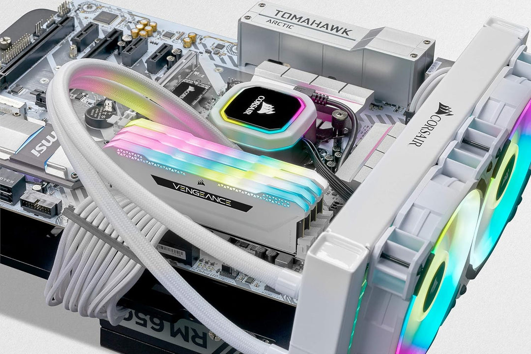 Corsair RGB PRO SL 32GB (4x8GB) DDR4 3600MHz C18 - White, CMH32GX4M4D3600C18W, weiss