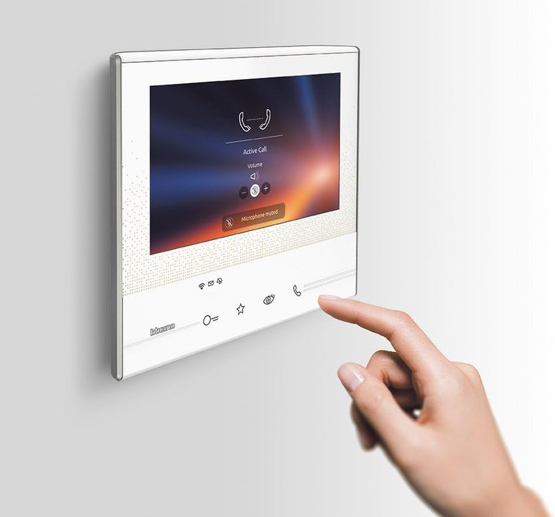 BTicino, CLASSE300 X13E Video-Innenstelle mit 7"-Touchscreen, 4 sensitiven Tasten, Smartphone-Anbind