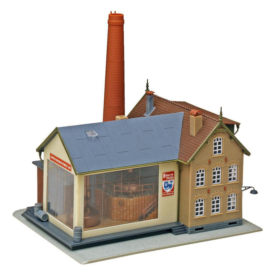 FALLER Brauerei Modellbausatz mit 187 Einzelteilen 176 x 165 x 180 mm I Modelleisenbahn Zubehör H0 I