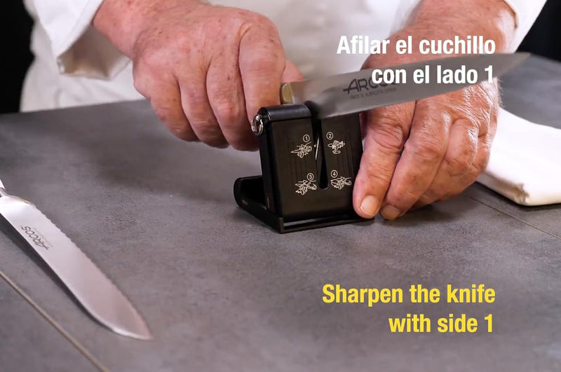 ARCOS Professioneller Taschenschärfer zum Schärfen und Polieren von Messern. Hergestellt aus Kunstst