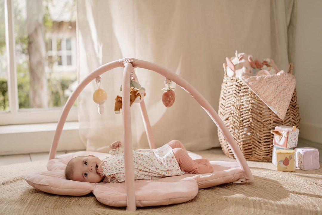 Little Dutch Krabbeldecke mit Spielbogen Activity Baby rosa - Fairy Garden