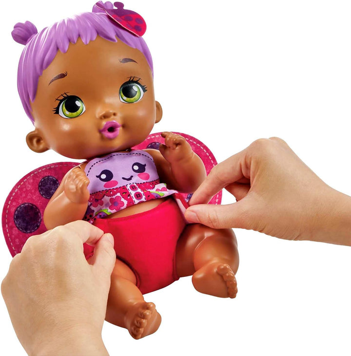 My Garden Baby HMX28 - Marienkäfer-Babypuppe mit Zubehör wie einer wiederverwendbaren Windel, Fläsch