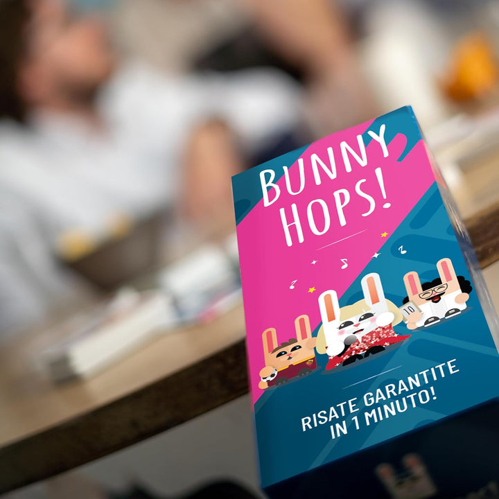 Asmodee Bunny Hops, Brettspiel, Partyspiel, 4-16 Spieler, ab 14 Jahren, italienische Ausgabe