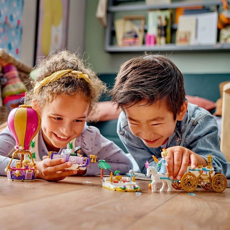 LEGO 43216 Disney Prinzessinnen auf magischer Reise Spielzeug mit Cinderella, Jasmine, Rapunzel Mini