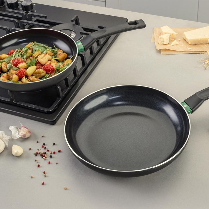 FACKELMANN Chefkoch 2er Set Keramik-Pfannen Bielefeld, Ø 24 & 28 cm, PFAS-freie Antihaftbeschichtung