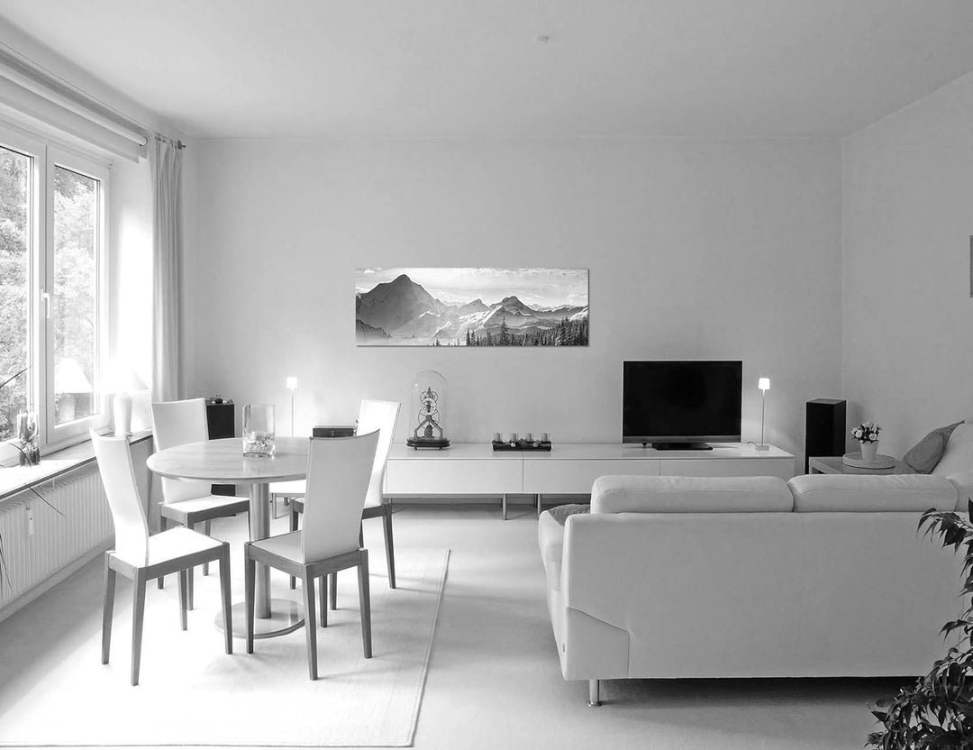 Paul Sinus Art Leinwandfoto als Panorama SCHWARZ/Weiss 150x50cm Berge Wald Schnee Wolken Sonnenstrah